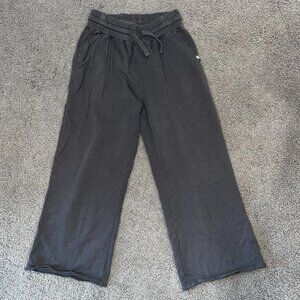 PACT Downtime Wide Leg Cropped Raw Hem Sweatpants - Organic Cotton - Gray - S